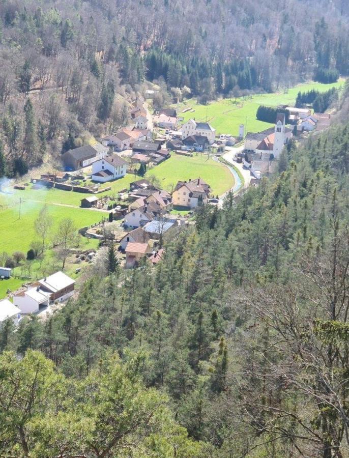 Ferienhaus Am Bach Riedenburg Exterior photo